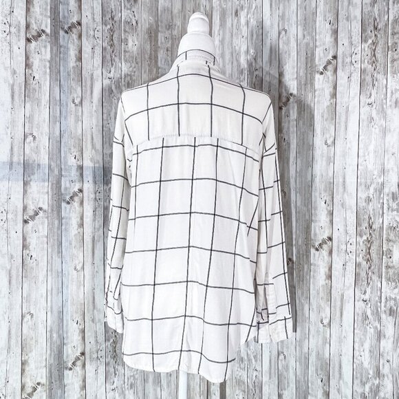 Women's Old Navy Flannel Top | Cream/Gray | Button Up | Small | Boyfriend Style - Picture 2 of 12
